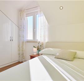 4 Bedroom Villa with pool and terrace near Dubrovnik, Sleeps 8